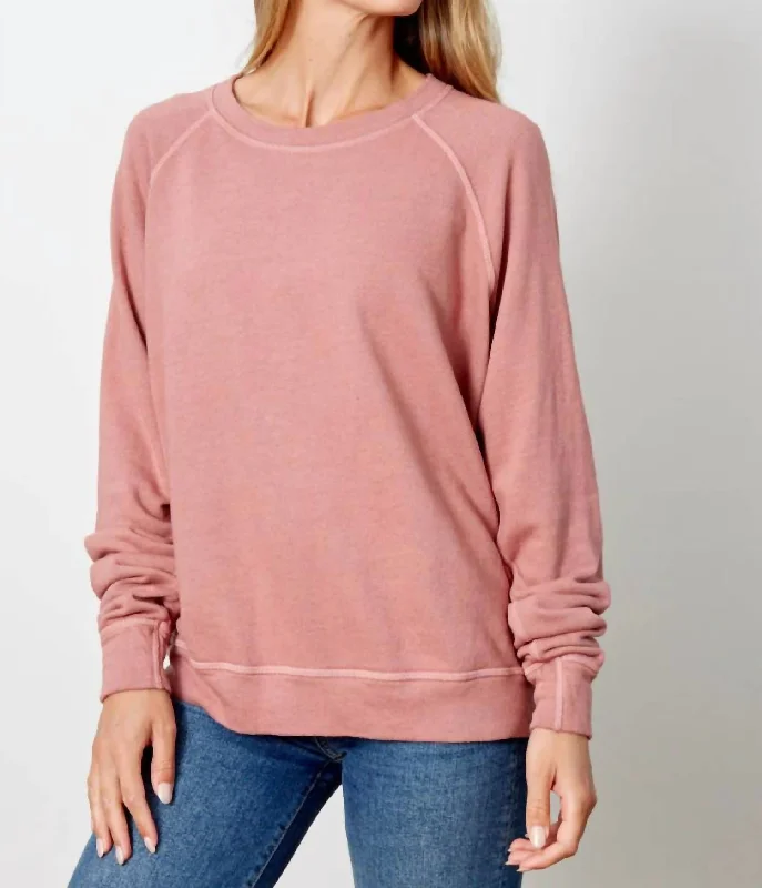 Women's Long-Sleeve BlouseThe Smith Sweatshirt In Strawberry