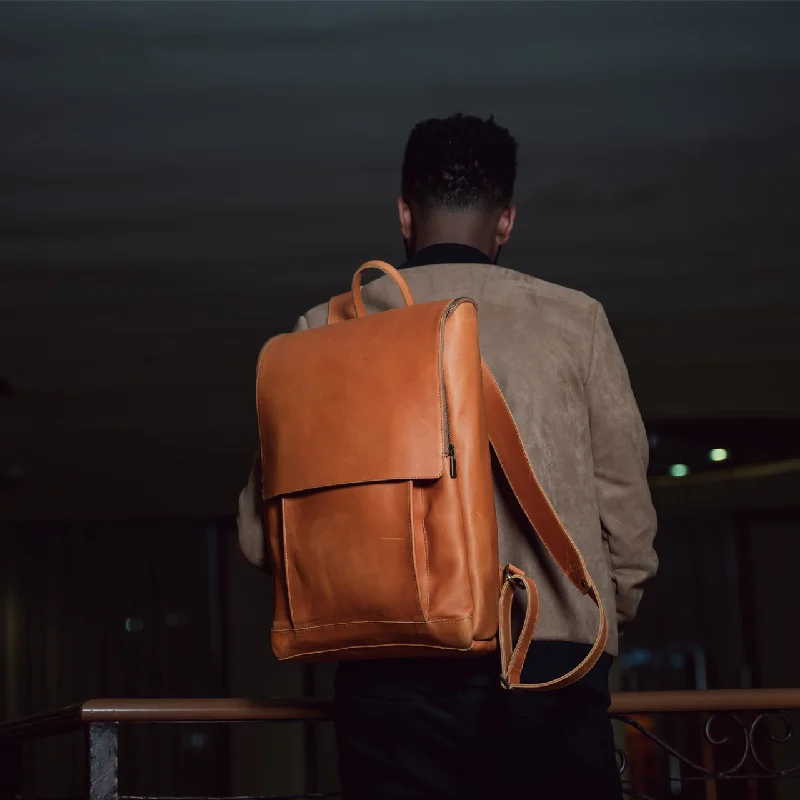 BOSS BACKPACK: Rust Brown