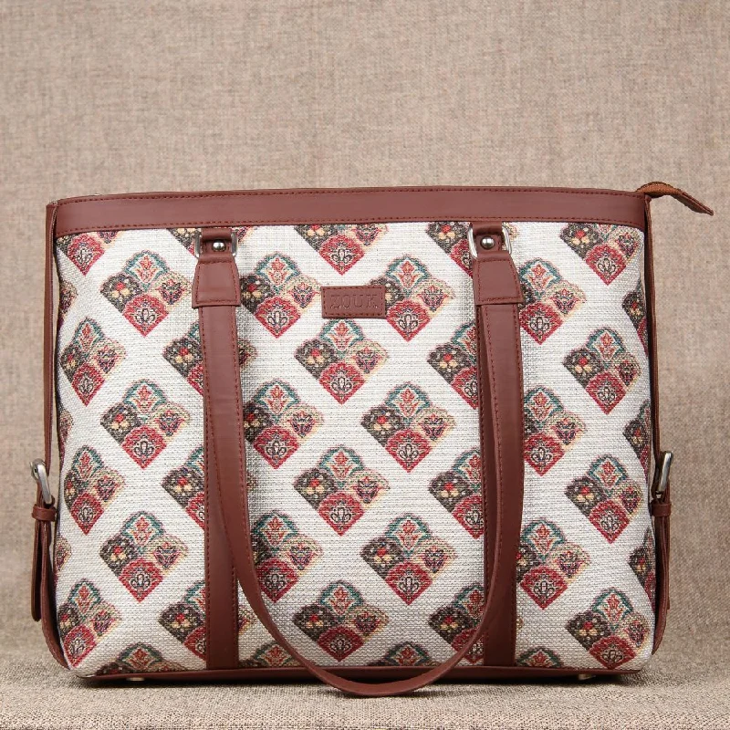 Seashell Motif White Women's Office Bag