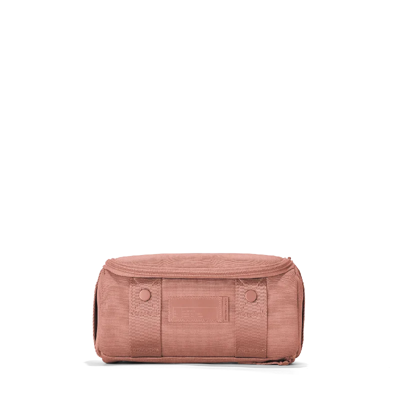 Seoul Dopp Kit in Warm Dust, Small